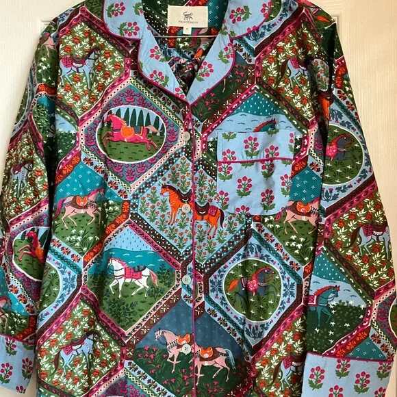 NWT PRINTFRESH Horses with Red Berries Cotton Long Pajama Set Size Medium - Picture 2 of 8
